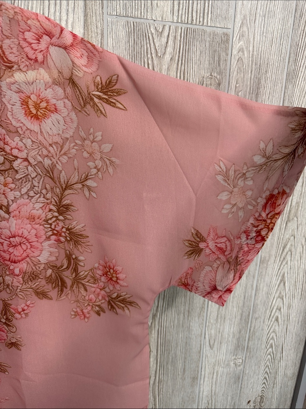 Women's Pink Floral V-Neck Blouse with Embroidered Detail - Picture 4 of 6